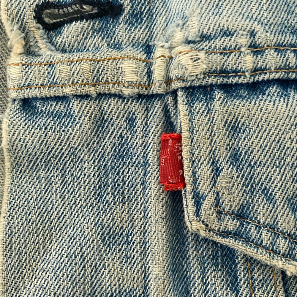 Levi’s Vintage Oversized Distressed Jean Jacket - Picture 6 of 14